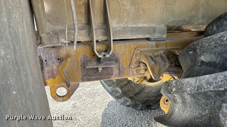 image for item ED2355 1994 Ag-Chem Terra-Gator 1844 spreader