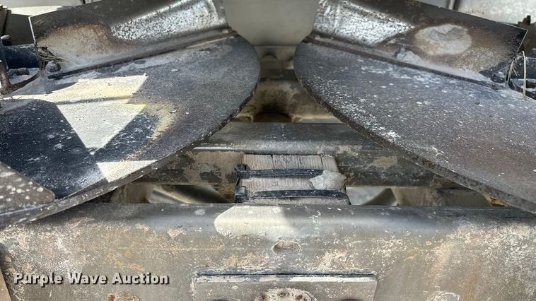 image for item ED2355 1994 Ag-Chem Terra-Gator 1844 spreader