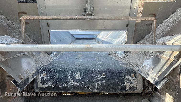 image for item ED2355 1994 Ag-Chem Terra-Gator 1844 spreader