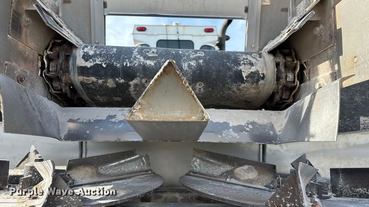 image for item ED2355 1994 Ag-Chem Terra-Gator 1844 spreader