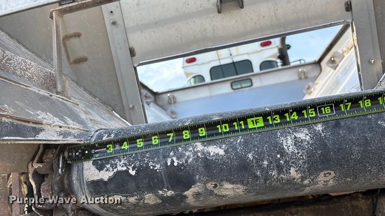 image for item ED2355 1994 Ag-Chem Terra-Gator 1844 spreader