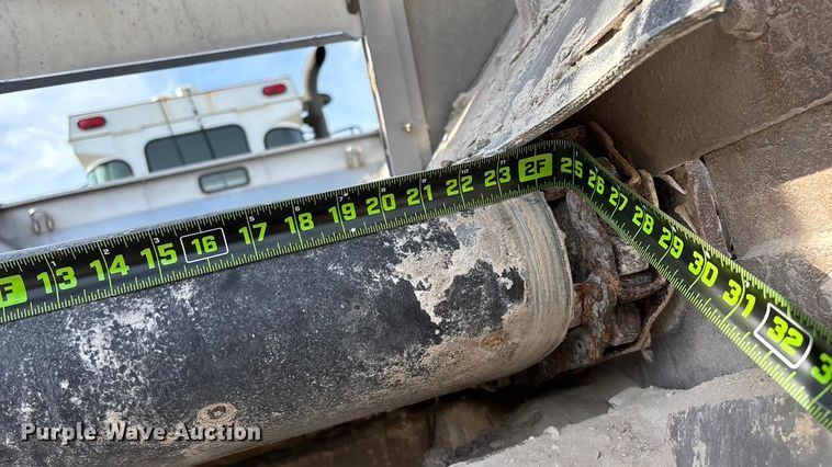 image for item ED2355 1994 Ag-Chem Terra-Gator 1844 spreader