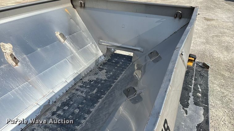 image for item ED2355 1994 Ag-Chem Terra-Gator 1844 spreader