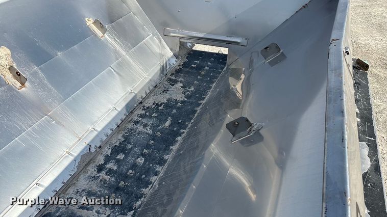 image for item ED2355 1994 Ag-Chem Terra-Gator 1844 spreader