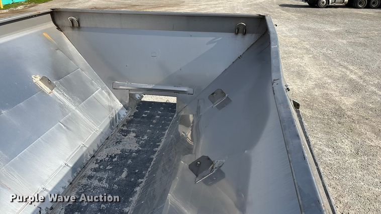 image for item ED2355 1994 Ag-Chem Terra-Gator 1844 spreader