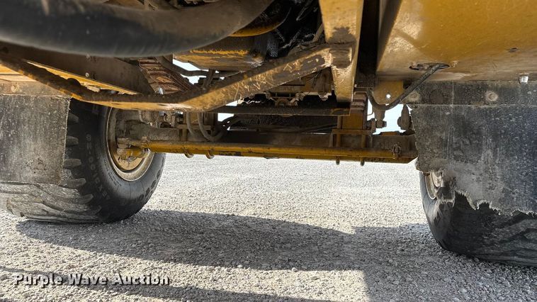 image for item ED2355 1994 Ag-Chem Terra-Gator 1844 spreader