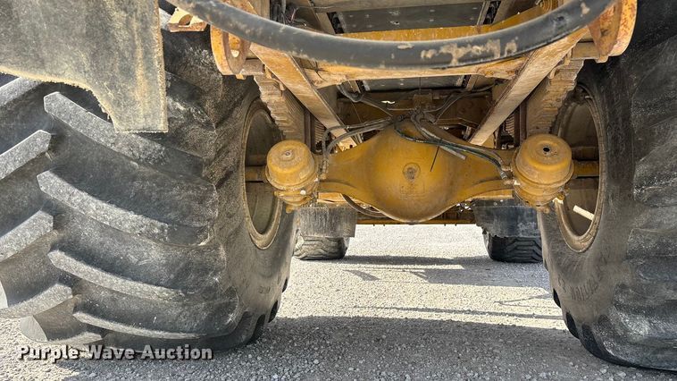 image for item ED2355 1994 Ag-Chem Terra-Gator 1844 spreader