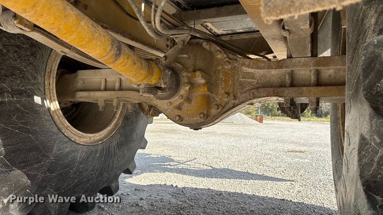 image for item ED2355 1994 Ag-Chem Terra-Gator 1844 spreader