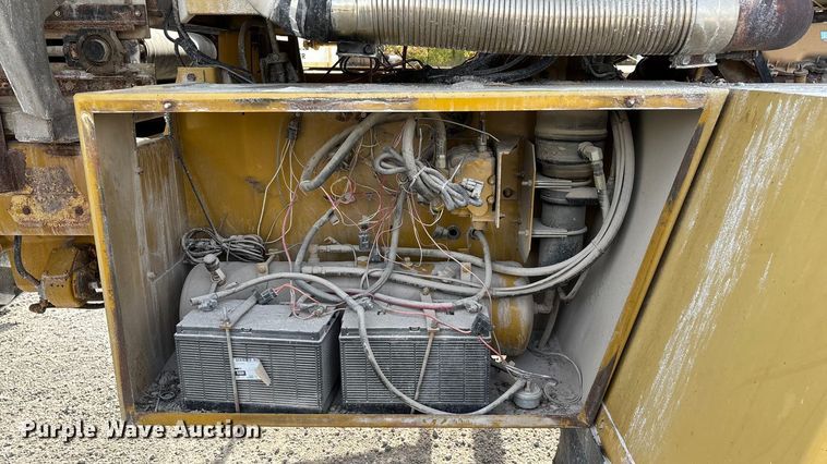 image for item ED2355 1994 Ag-Chem Terra-Gator 1844 spreader