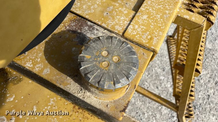 image for item ED2355 1994 Ag-Chem Terra-Gator 1844 spreader