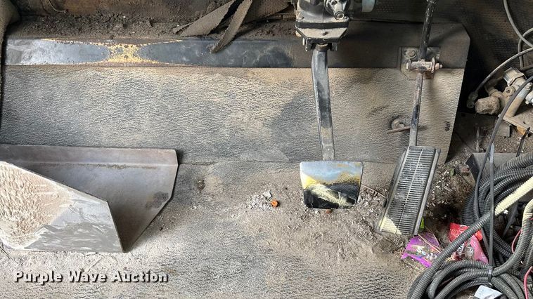 image for item ED2355 1994 Ag-Chem Terra-Gator 1844 spreader