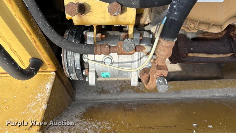 image for item ED2355 1994 Ag-Chem Terra-Gator 1844 spreader