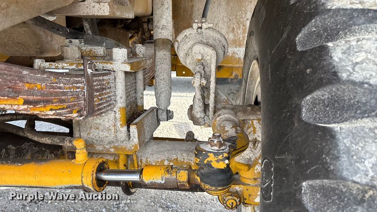 image for item ED2355 1994 Ag-Chem Terra-Gator 1844 spreader