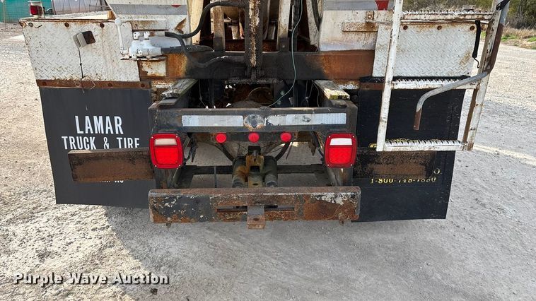 image for item ED2356 1995 WhiteGMC fertilizer delivery truck