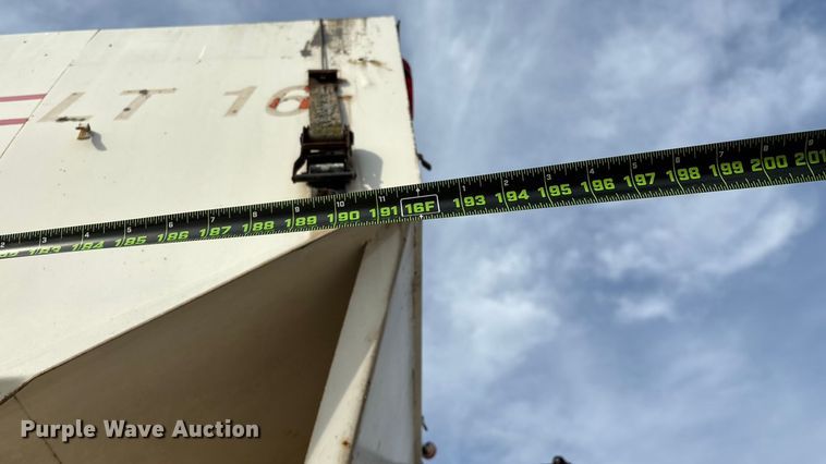 image for item ED2356 1995 WhiteGMC fertilizer delivery truck