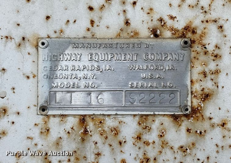 image for item ED2356 1995 WhiteGMC fertilizer delivery truck