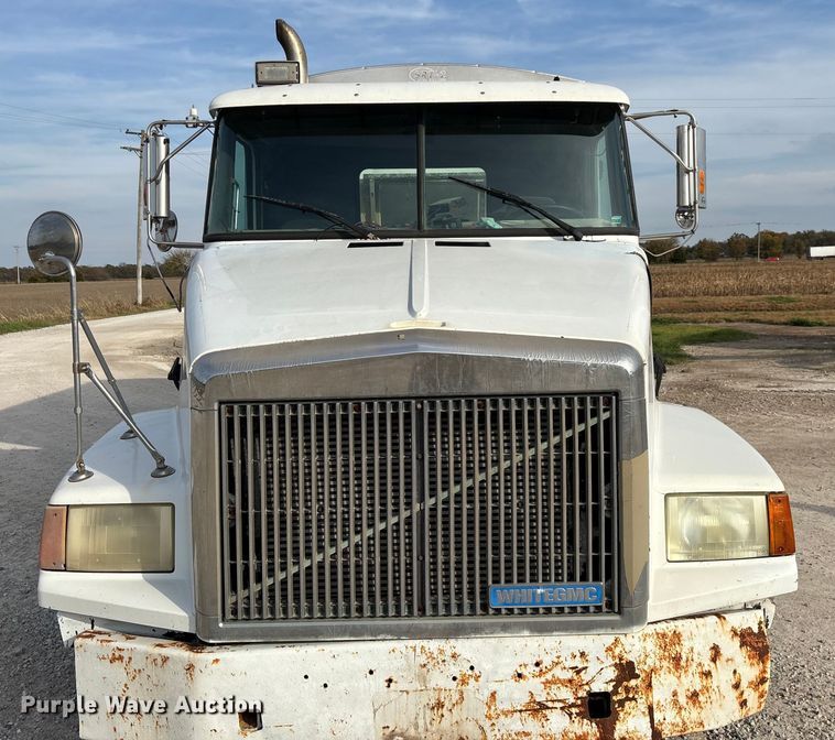 image for item ED2356 1995 WhiteGMC fertilizer delivery truck