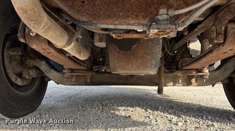 image for item ED2356 1995 WhiteGMC fertilizer delivery truck