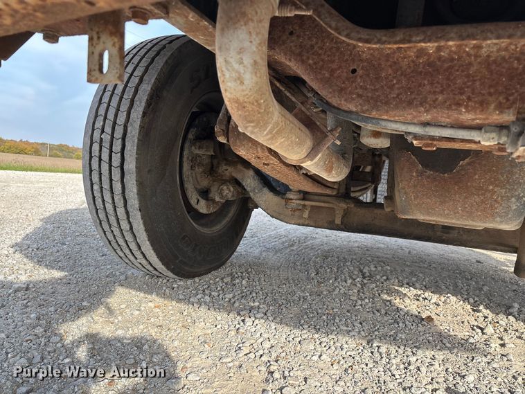 image for item ED2356 1995 WhiteGMC fertilizer delivery truck