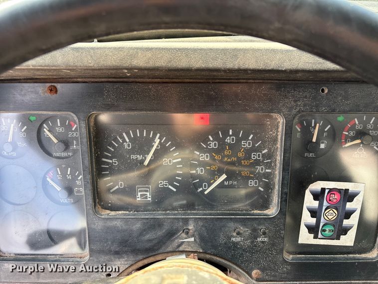 image for item ED2356 1995 WhiteGMC fertilizer delivery truck