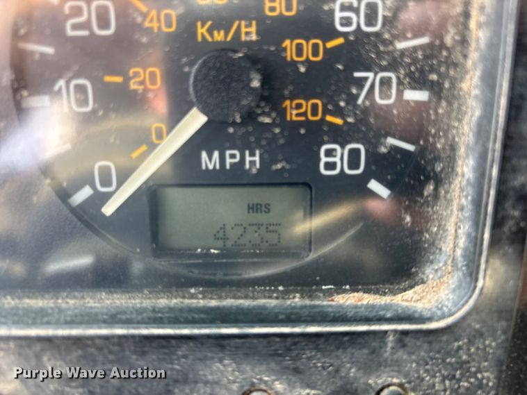 image for item ED2356 1995 WhiteGMC fertilizer delivery truck