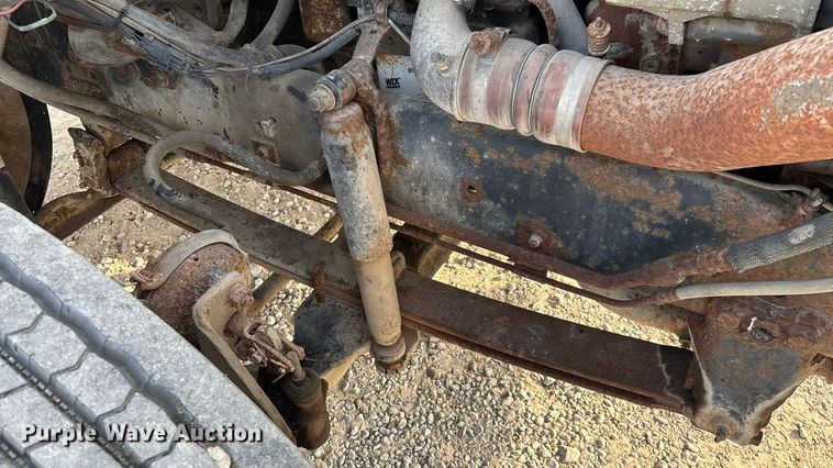 image for item ED2356 1995 WhiteGMC fertilizer delivery truck