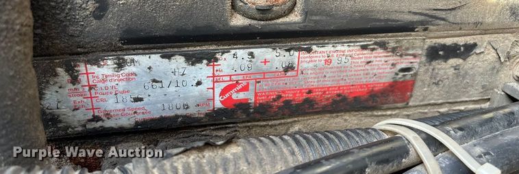 image for item ED2356 1995 WhiteGMC fertilizer delivery truck