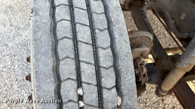 image for item ED2356 1995 WhiteGMC fertilizer delivery truck