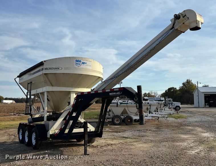image for item ED2357 2015 Meridian 375 seed tender
