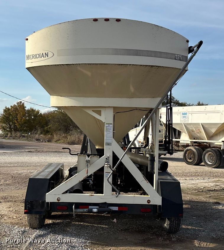 image for item ED2357 2015 Meridian 375 seed tender