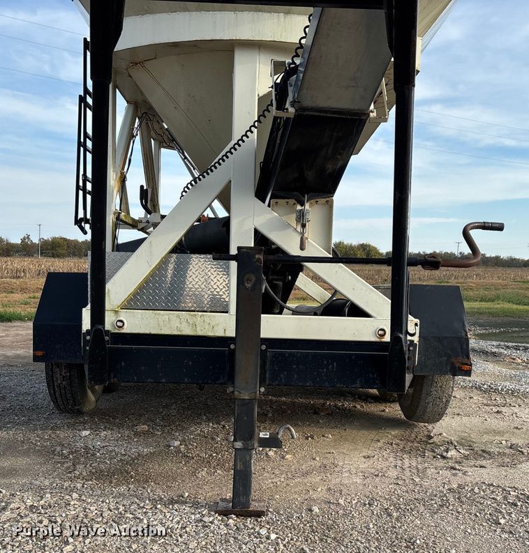 image for item ED2357 2015 Meridian 375 seed tender