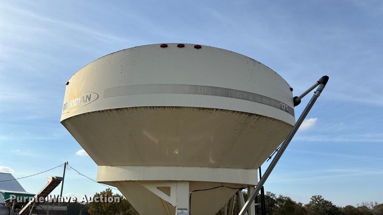 image for item ED2357 2015 Meridian 375 seed tender