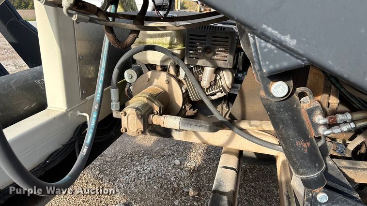 image for item ED2357 2015 Meridian 375 seed tender