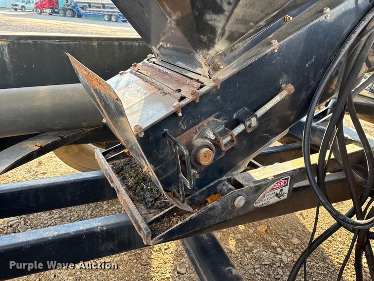 image for item ED2357 2015 Meridian 375 seed tender