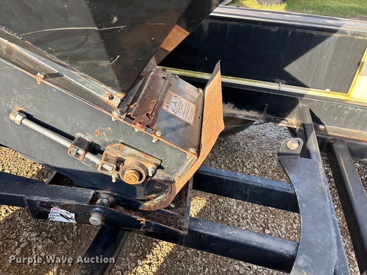 image for item ED2357 2015 Meridian 375 seed tender