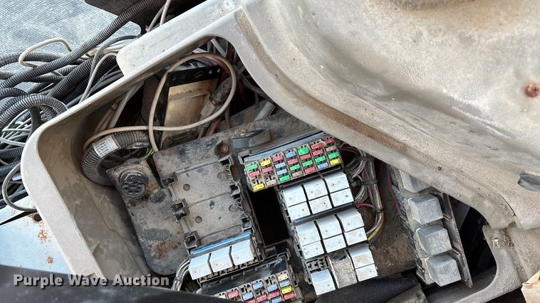 image for item ED2358 2008 Case IH FLX 4020  spreader