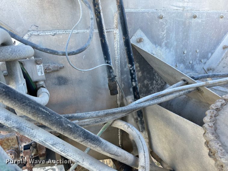 image for item ED2362 2005 International 4300 feed delivery truck