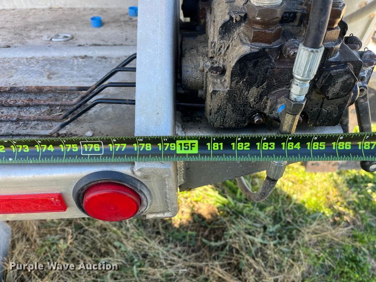 image for item ED2362 2005 International 4300 feed delivery truck