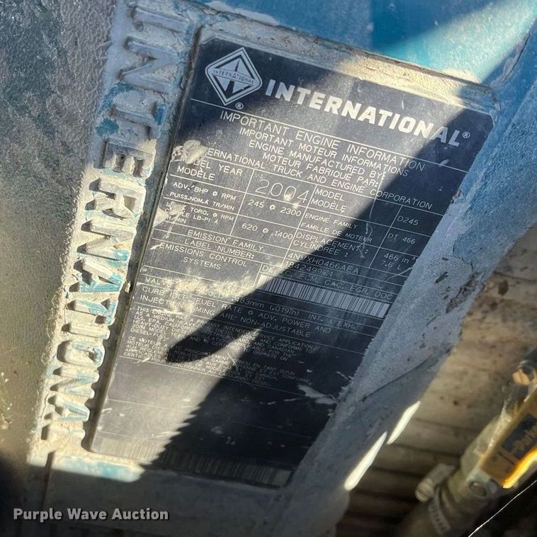 image for item ED2362 2005 International 4300 feed delivery truck