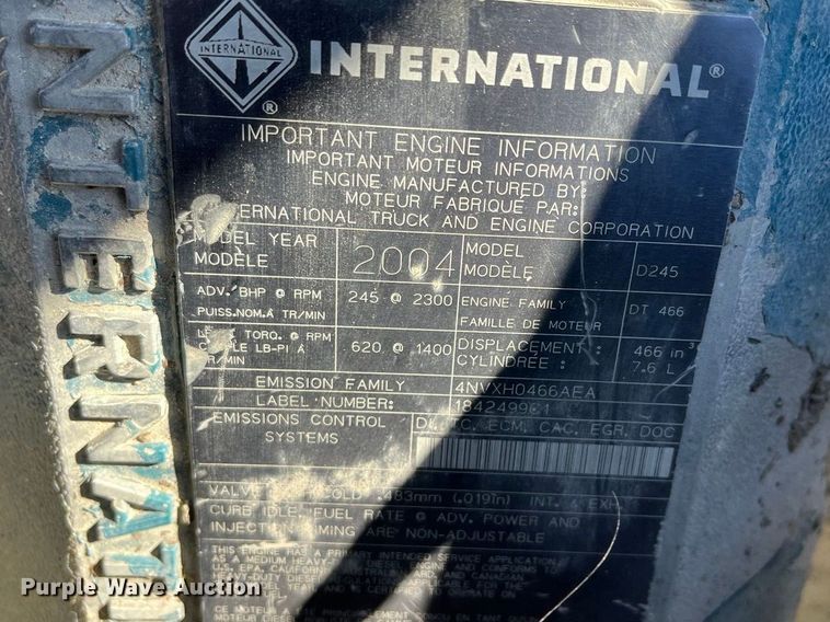 image for item ED2362 2005 International 4300 feed delivery truck