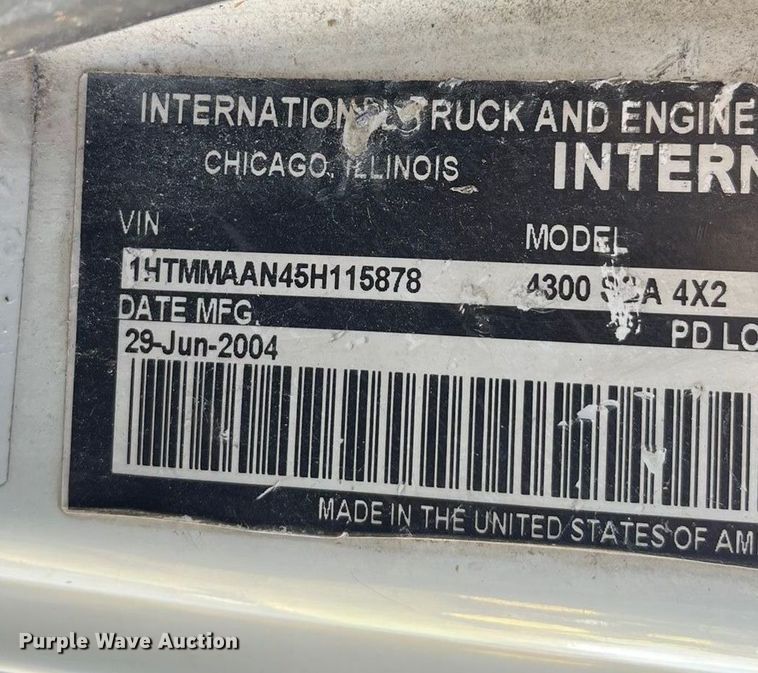 image for item ED2362 2005 International 4300 feed delivery truck