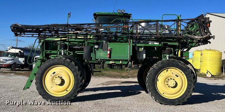 image for item ED2363 2013 John Deere 4730 sprayer