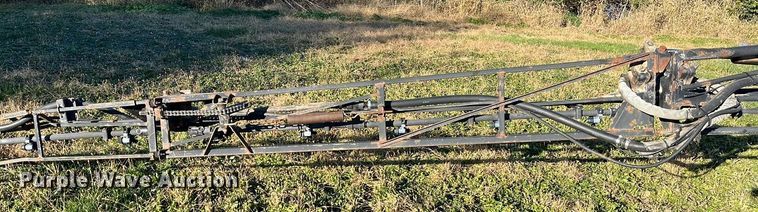 image for item ED2363 2013 John Deere 4730 sprayer