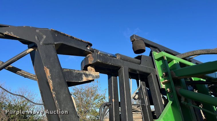 image for item ED2363 2013 John Deere 4730 sprayer