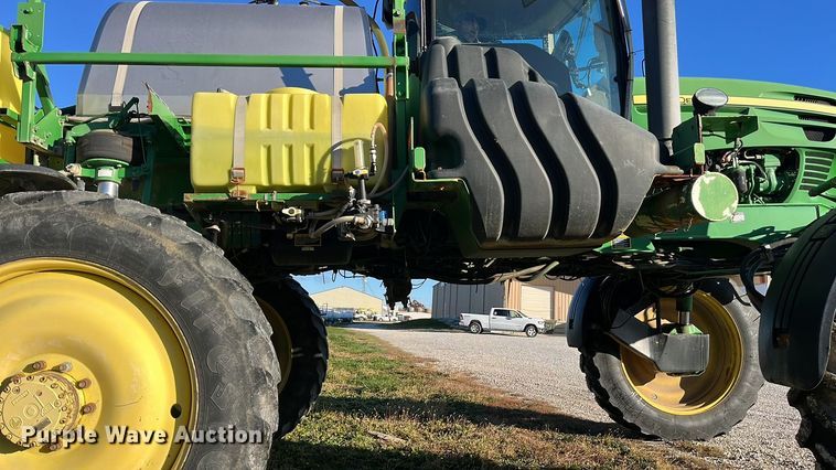 image for item ED2363 2013 John Deere 4730 sprayer