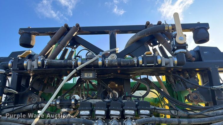image for item ED2363 2013 John Deere 4730 sprayer