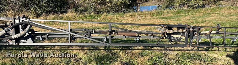 image for item ED2363 2013 John Deere 4730 sprayer