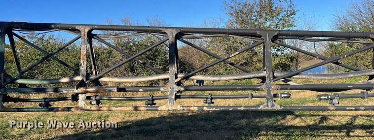 image for item ED2363 2013 John Deere 4730 sprayer