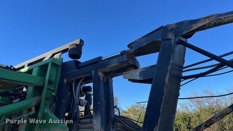 image for item ED2363 2013 John Deere 4730 sprayer