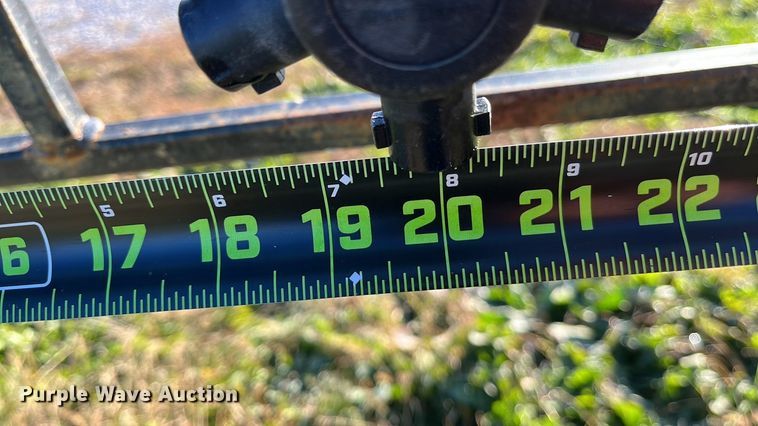 image for item ED2363 2013 John Deere 4730 sprayer